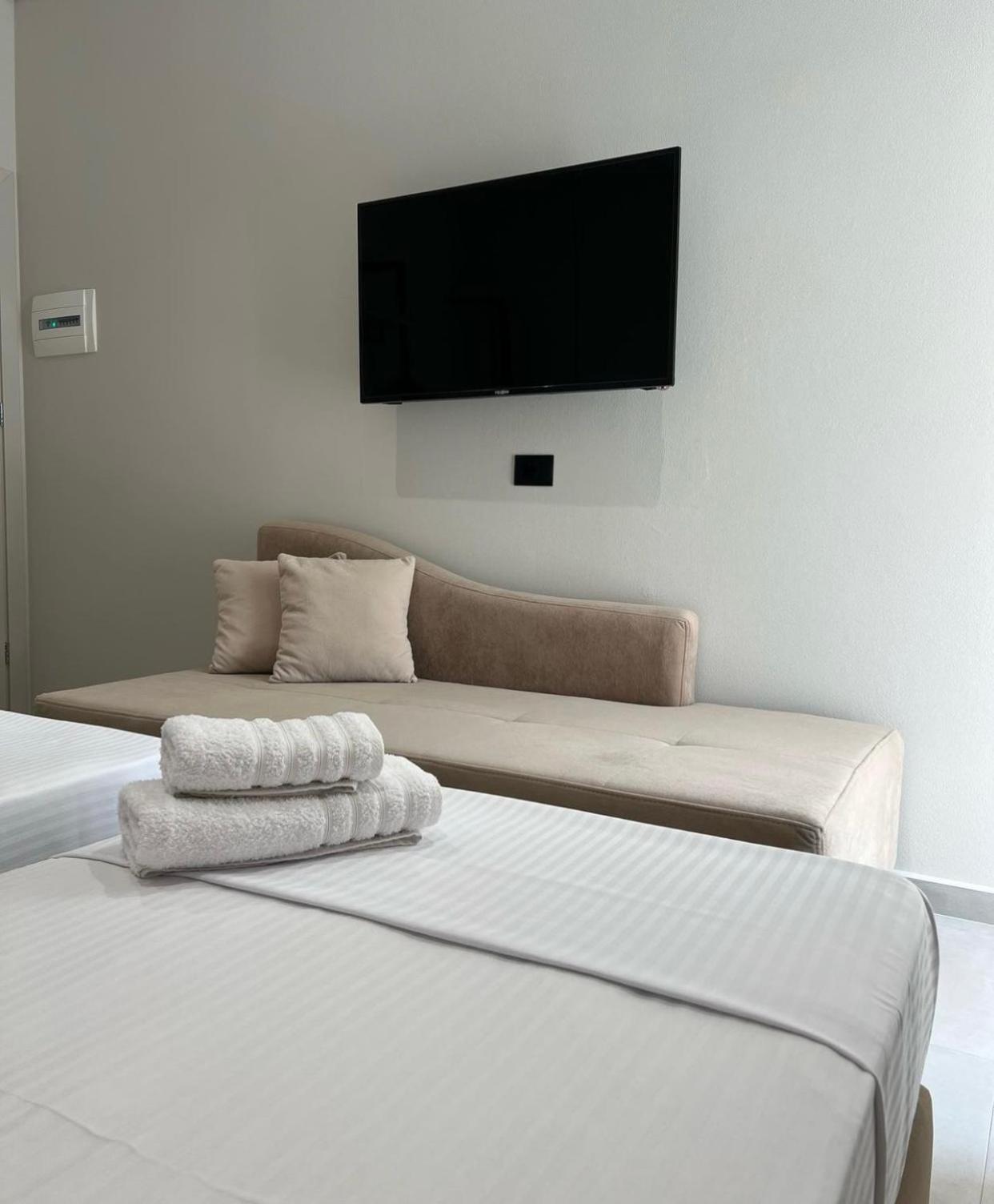 Astoria Rooms Sarande Exterior photo